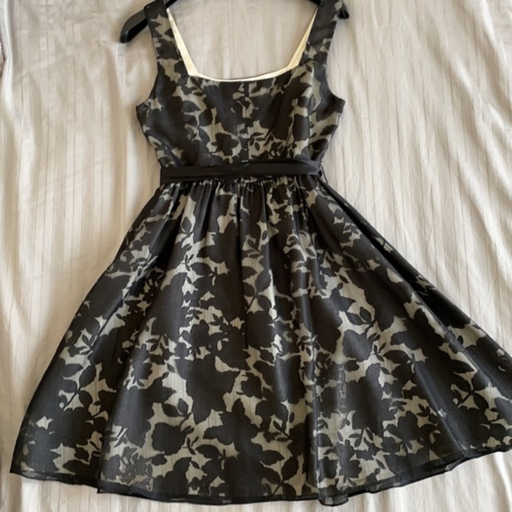 Black & white floral dress